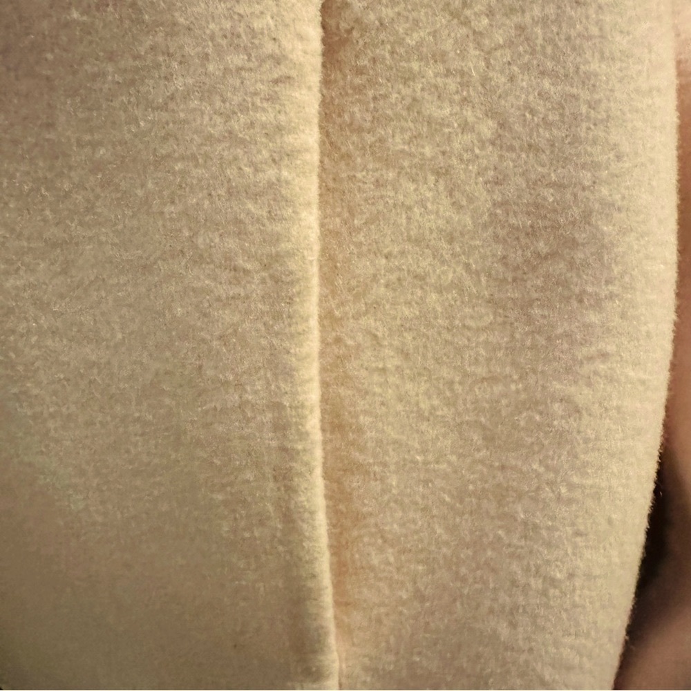 Linda Allard Ellen Tracy size 6. 100% wool - Barbie Inspired light Pink. - Picture 9 of 9